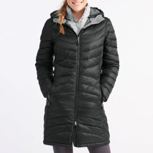 L. L. Bean Women's Ultralight 850 Down Hooded Coat - Picture 10 of 14